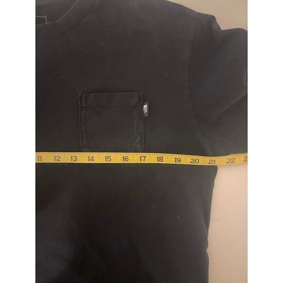 The North Face Boxy Pocket Tee - Picture 5 of 6